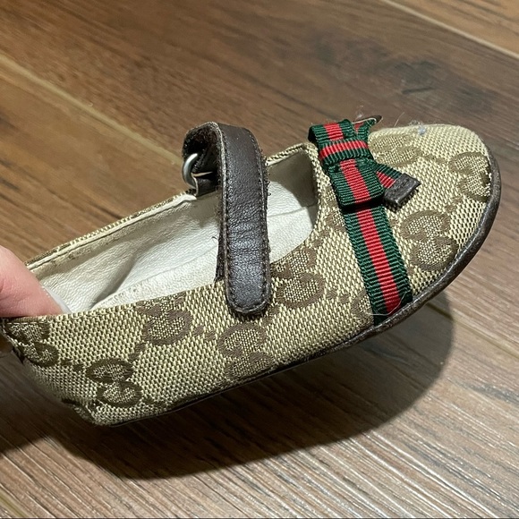 Gucci Other - GUCCI Baby Toddler SINGLE Shoe